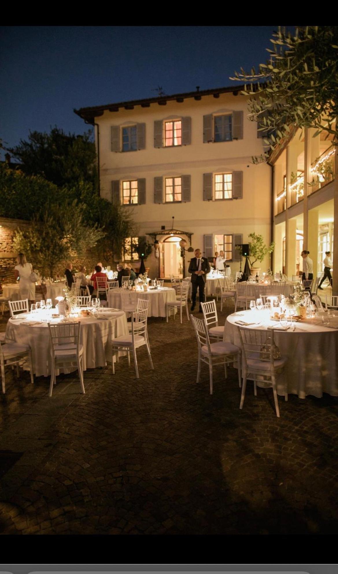 Albergo Castiglione Langhe Кастильоне-Тинелла Экстерьер фото