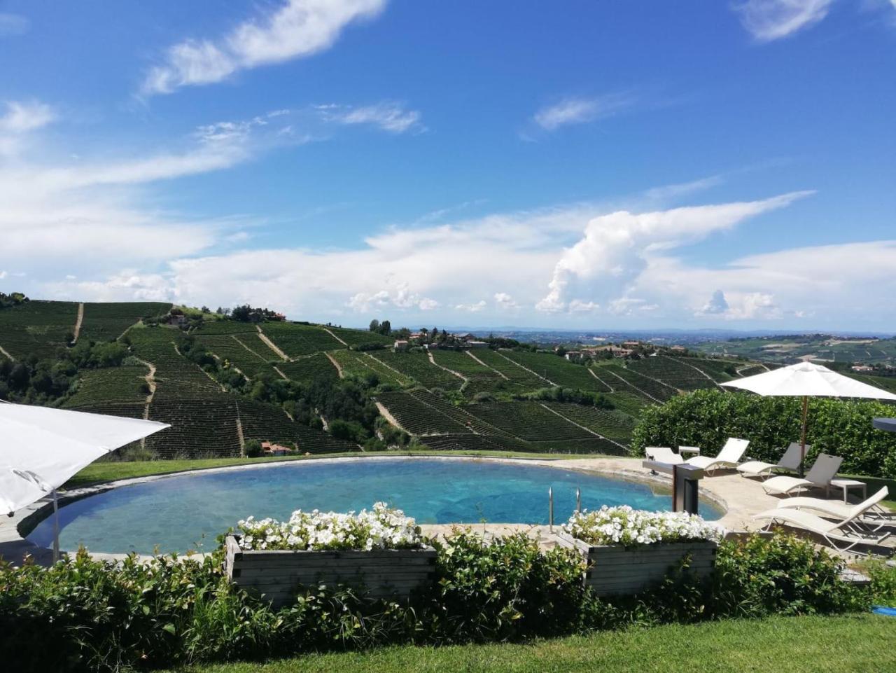 Albergo Castiglione Langhe Кастильоне-Тинелла Экстерьер фото