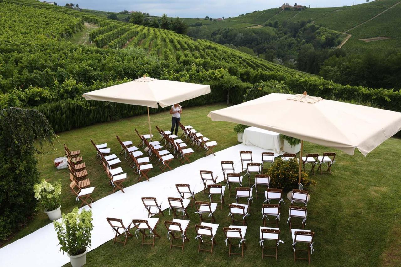 Albergo Castiglione Langhe Кастильоне-Тинелла Экстерьер фото